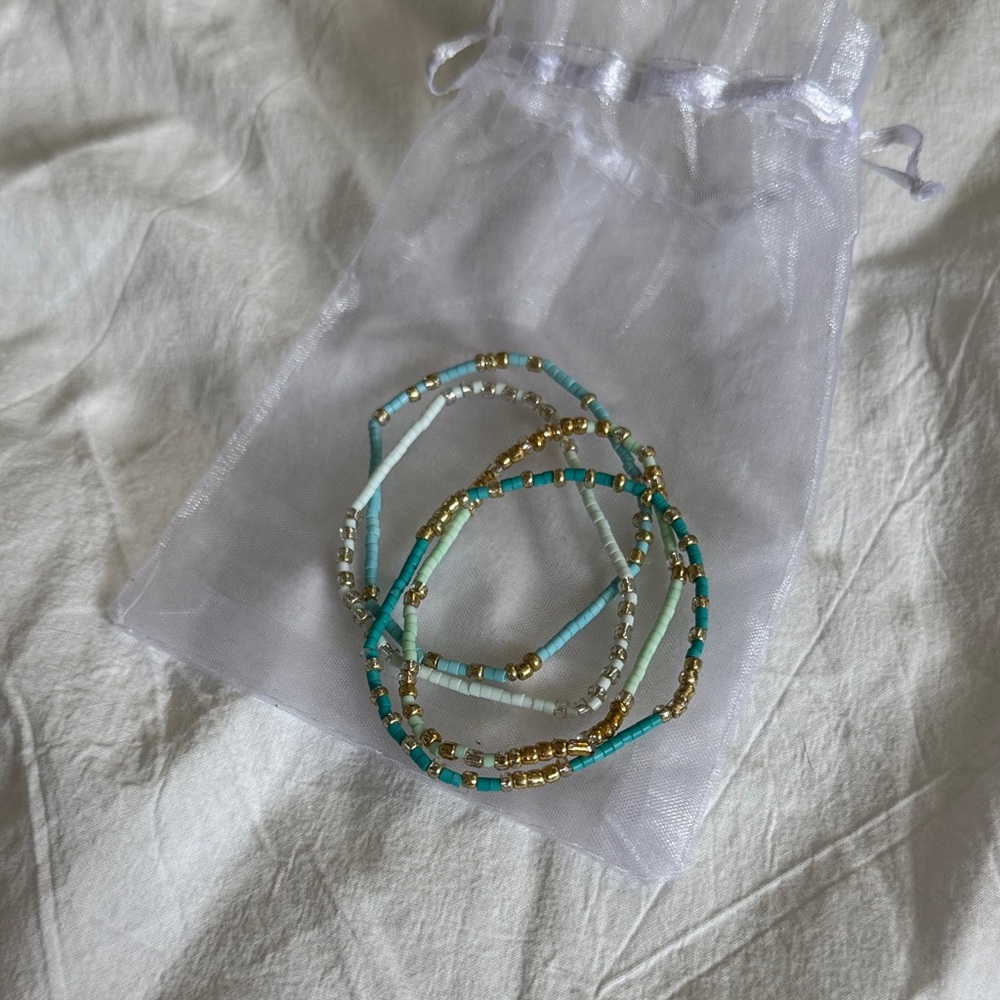 Elegant Gold and Turquoise Beaded Bracelet Set